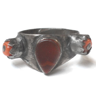 Tibetischer Silber RING aus Nepal mit Koralle und Om 17-19 mm Innenmaß 